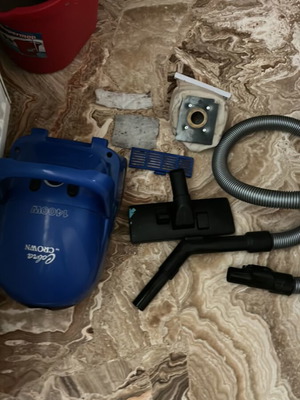 Cobra by Crown vacuum cleaner 1400W JC861E model