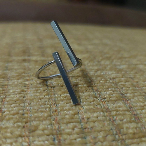 Silver women's ring like new
