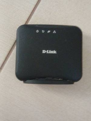 D-Link DSL-321B router like new, ADSL internet connection