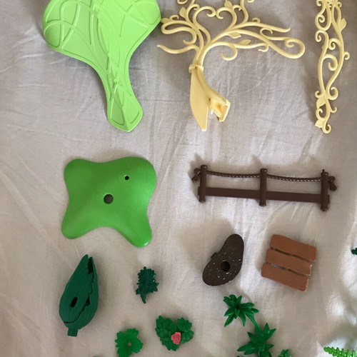 Playmobil plants used, all pieces included