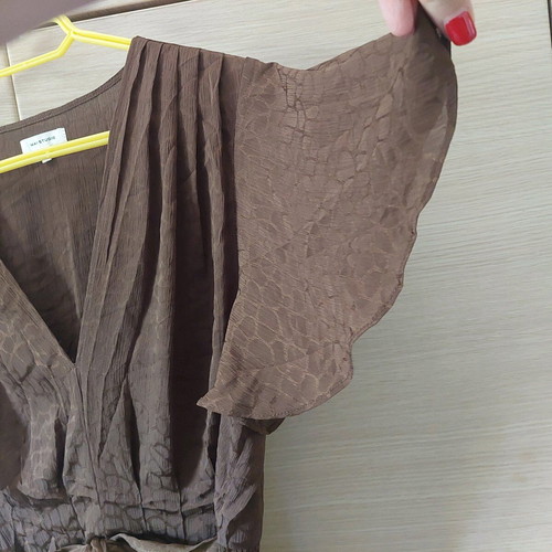 Brown Max Studio top XL like new with front tie