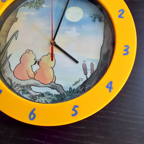 Wall clock with teddy bears, 25.5 cm diameter