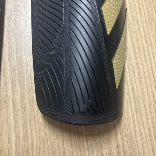 Shin guards used, for child 6-8 years old