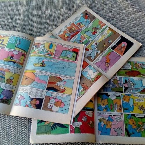 Tom and Zeffry pack of three used comic magazines 1980