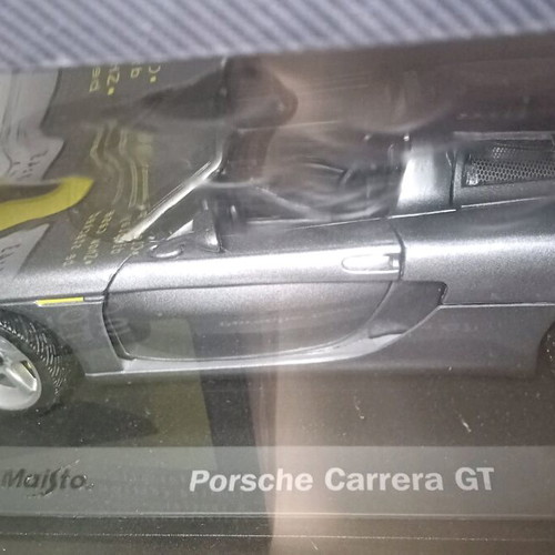 Maisto Porsche GT 1/18 new