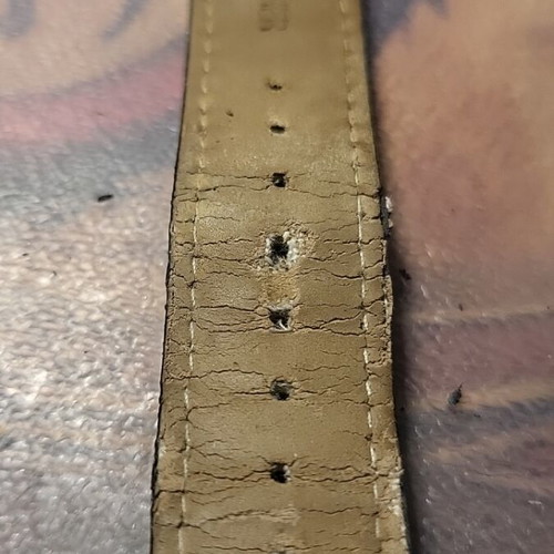 Shell watch used, men's, black, battery needed
