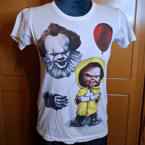 IT T-shirt new, size XS-S, multicolor