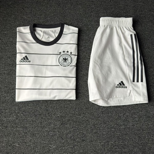 Adidas Germany Football Set 20-21 brand new, size M