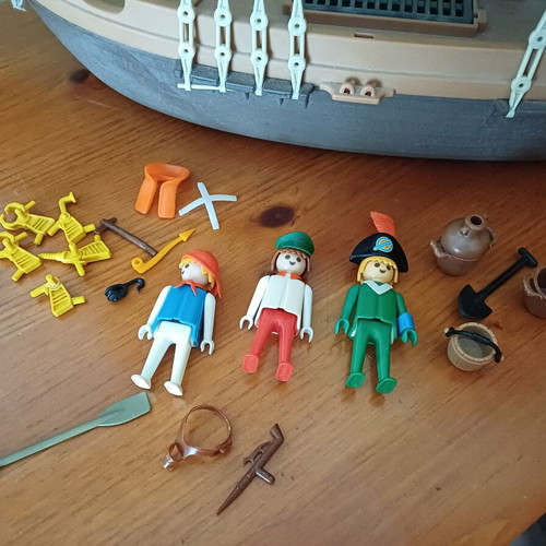 Playmobil 3550 Vintage Pirate Ship like new