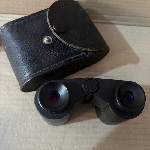 Collectible set of 3 vintage optics items