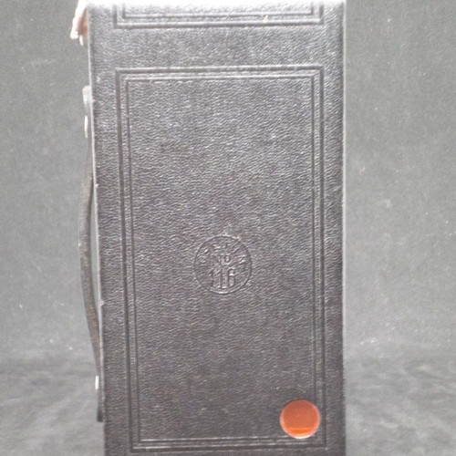 Antique Eastman Kodak Hawk-Eye bellows camera used 1917