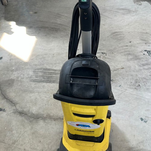 Karcher professional mop used