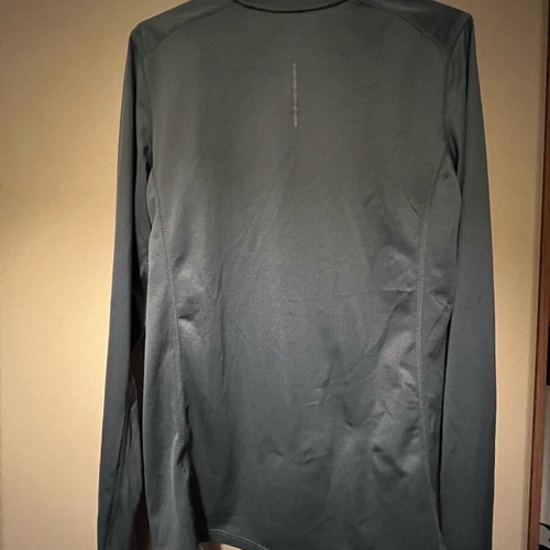 Nike long sleeve shirt like new, gray, size M
