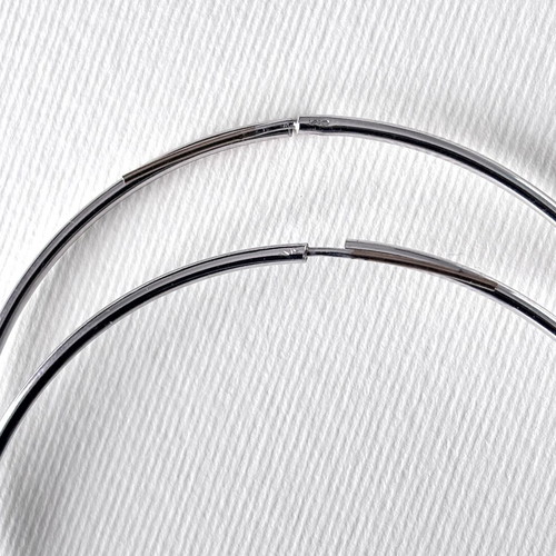 Hoop earrings white gold k18 like new