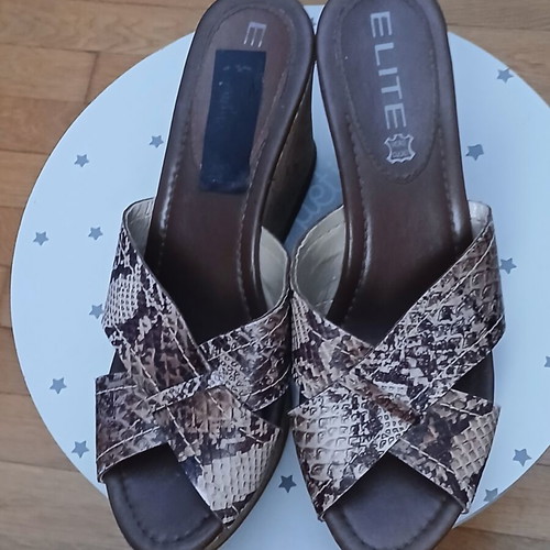 Elite leather wedge platforms used, size 40, beige and brown