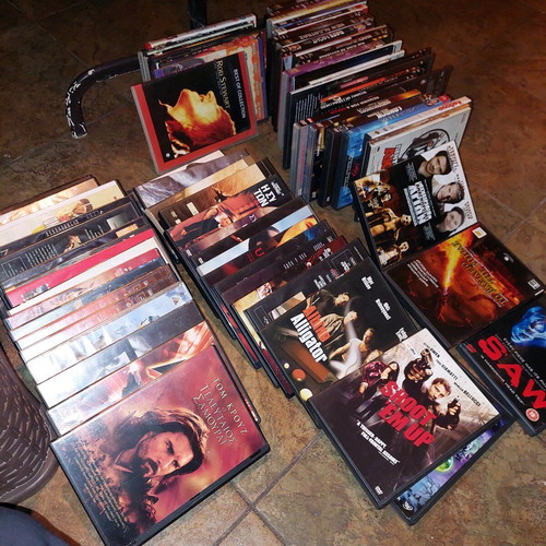 DVD pack of 80 movies like new with subtitles