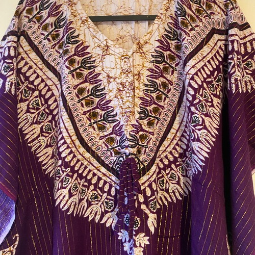 Caftan like new, purple, 100% rayon