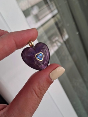Motif semiprecious stone like new, purple