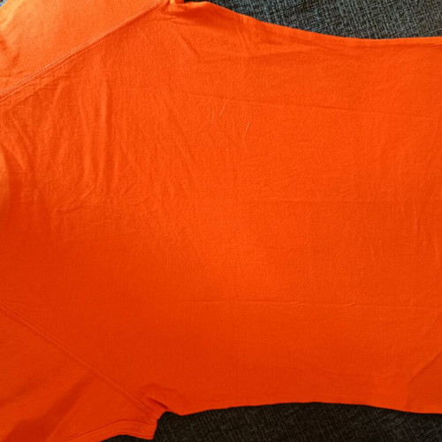 Calvin Klein tshirt orange like new, size M