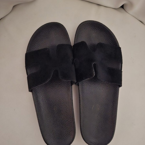 Black velvet slippers size 38