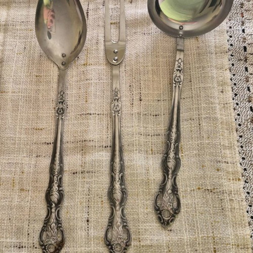 Vintage set two spoons and one fork used
