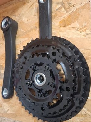 Mooden triple chainring crankset new