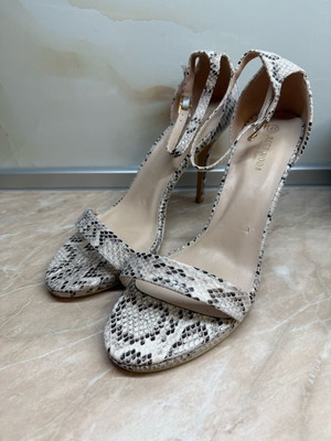 Chic sandals new, size 41, beige brown