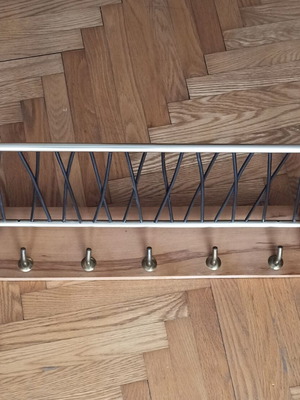 Vintage wooden wall hat rack like new