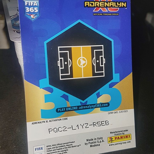 Pedri Momentum 2023 Panini Adrenalyn XL FIFA 365 card like new
