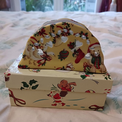 Porcelain Christmas napkin holder new