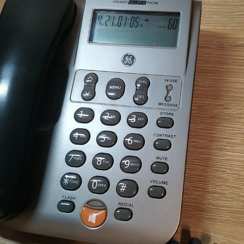 Thomson wired phone used, silver, fully functional