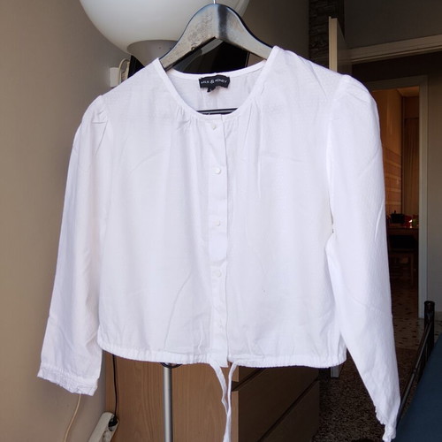 Milk & Honey white cotton cropped blouse top, size L