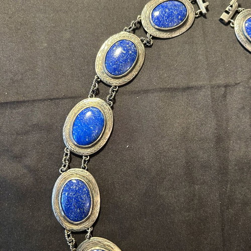 Vintage 960 silver necklace like new with blue stones