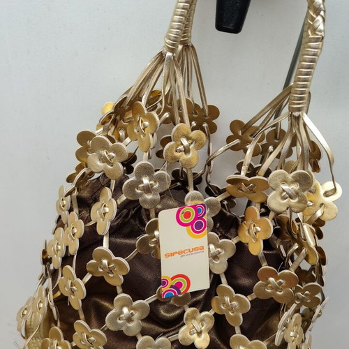 Zara Bolso Flor bag like new with metal flower details