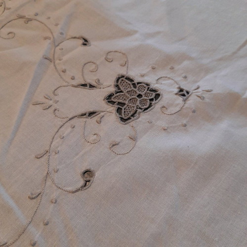 Handmade embroidered tablecloth square like new