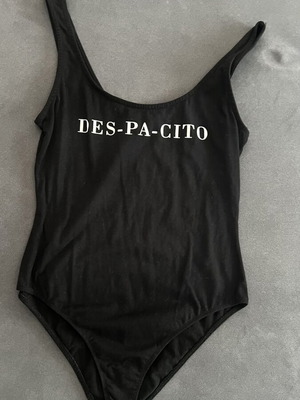 Bershka Despacito bodysuit like new, size M black