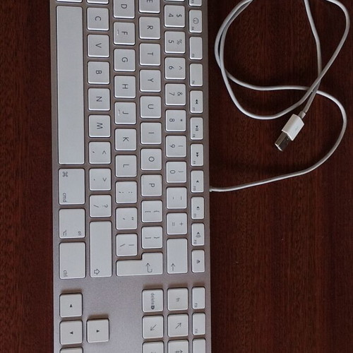 Apple UK Keyboard used with 2 USB ports, some keys not working