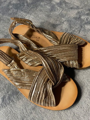 Zara kids sandals No 28