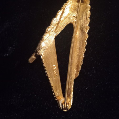 Sphinx vintage 50's pin like new, gold tone, Great Britain