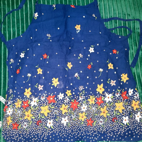 Vintage aprons used, collection of 6, kitchen