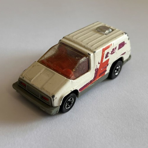 Hot Wheels 1990 Inside Story Van used