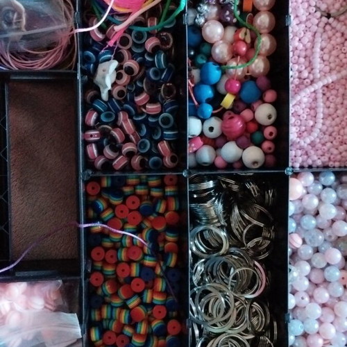 Craft supplies like new with case