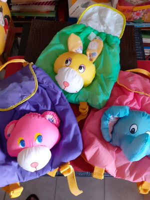 Waterproof bags with animals, pack of 3, new, missing the elephant
