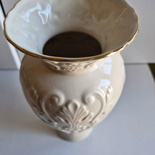 Lenox vase with 24K gold new, embossed vintage decoration