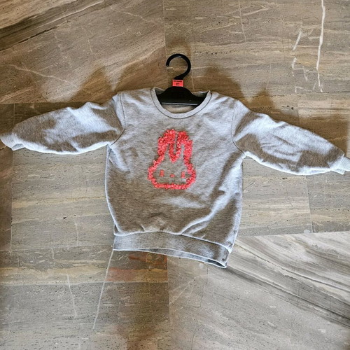 Benetton sweatshirt for girl 18-24 months like new