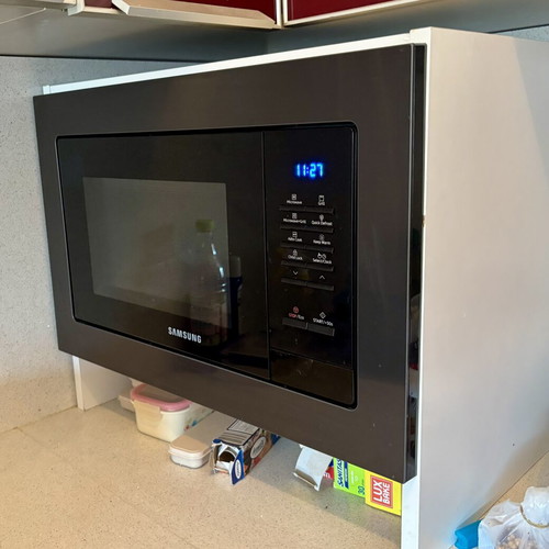Samsung Built-in Microwave Oven MG23A7013CA with Grill and Custom Frame like new