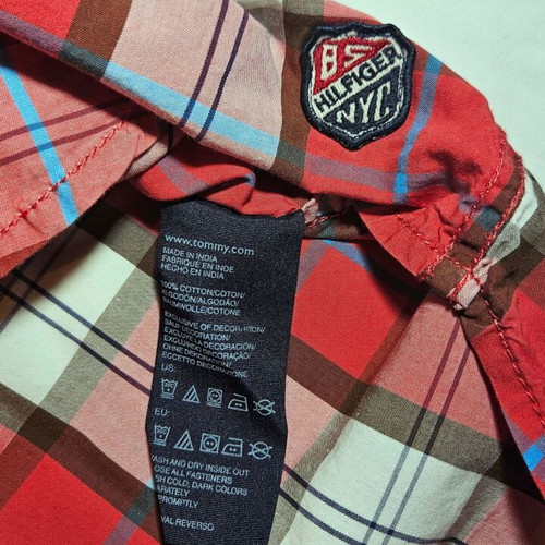 Hilfiger Denim men's plaid shirt with pockets, size M