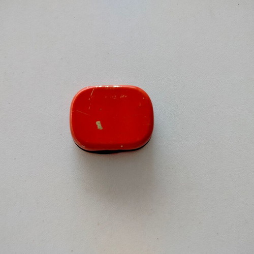 Small tin box with gramophone needles "MARSCHALL NEEDLES", MADE IN GERMANY.