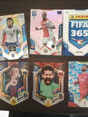 Комплект от 30 карти Panini Adrenalyn, нови
