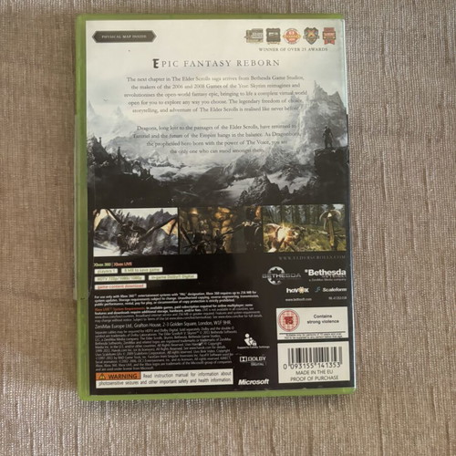 The Elder Scrolls V Skyrim Xbox 360 game, English